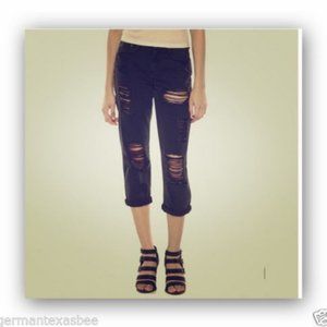NWT MUDD distressed denim Capris juniors 15